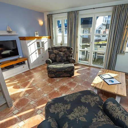 Nyaraló Gutshofhaeuser - Haushaelfte 2 Sellin