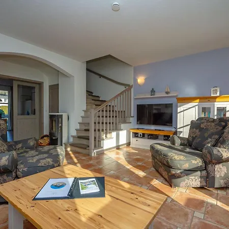 Nyaraló Gutshofhaeuser - Haushaelfte 2